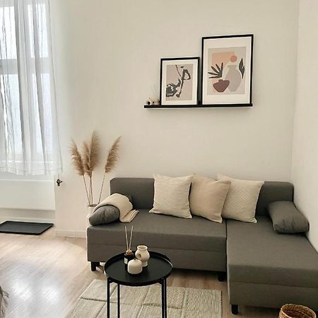 Cozy Apartment In Central Budapest Exteriör bild